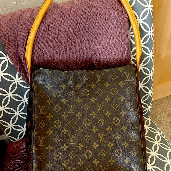 Louis Vuitton Monogram Looping GM Shoulder Bag. DU0051 - Very Good Condition. - Picture 2 of 16